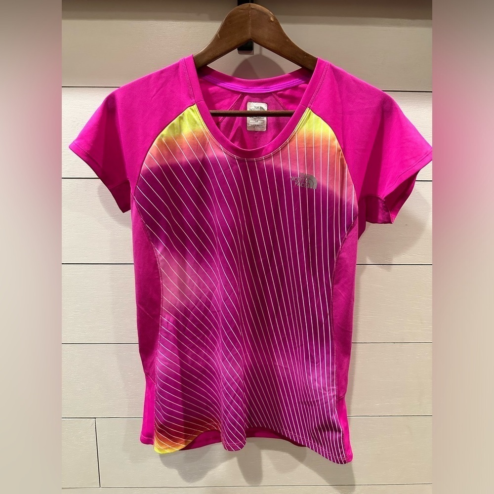 The North Face Fuchsia Women's Shirt- size Small